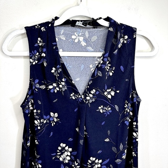 NWT 41 Hawthorn Breyson Dark Navy Floral Pleated Sleeveless Blouse Top XSP - Picture 2 of 10